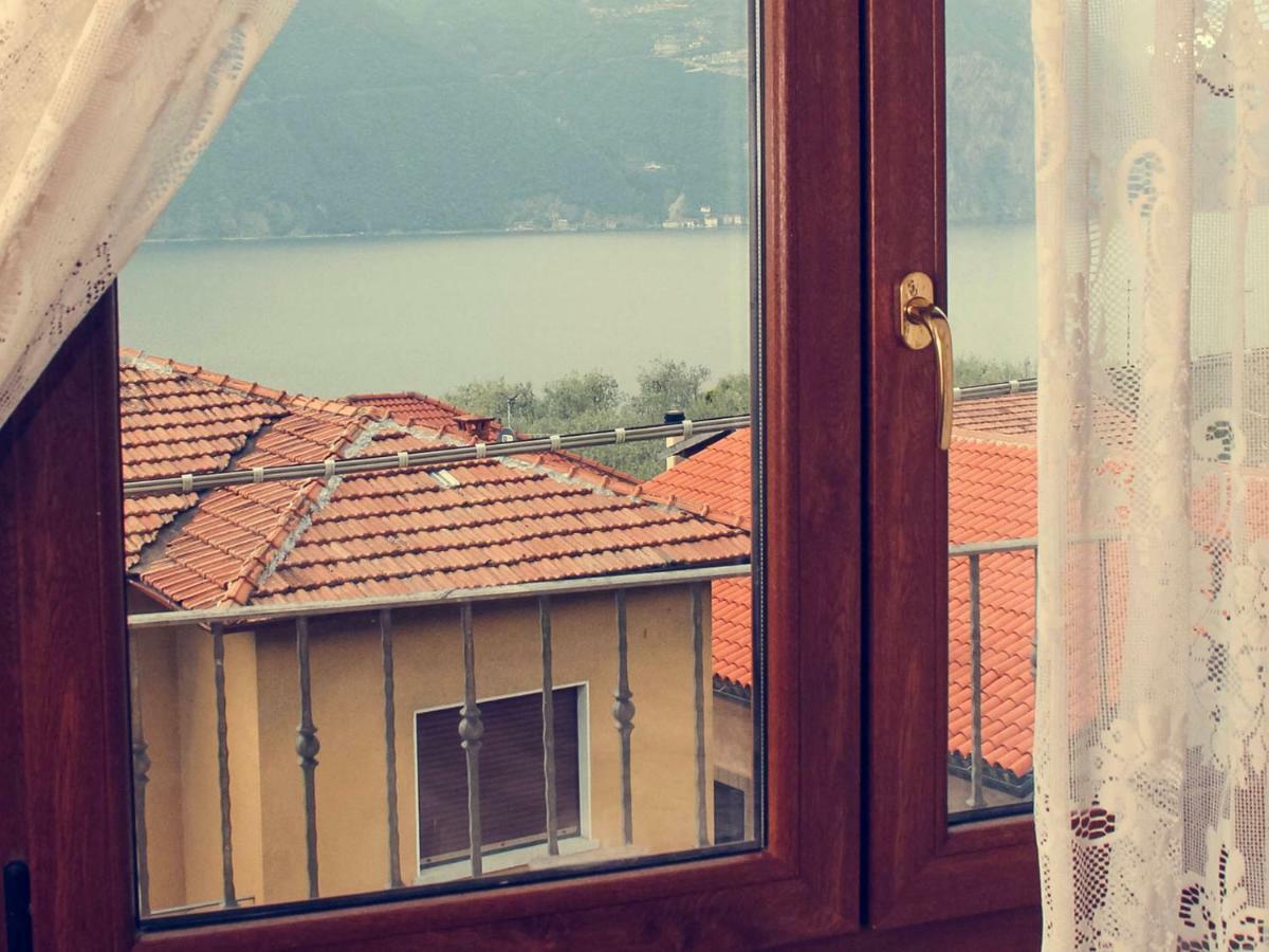 B&B Tina Monte Isola Ngoại thất bức ảnh